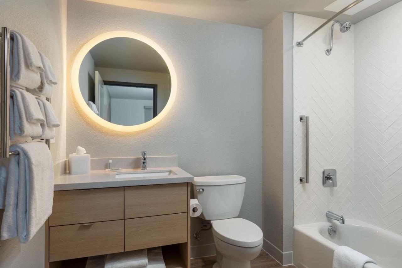 Towneplace Suites By Marriott Denver North Thornton Bagian luar foto