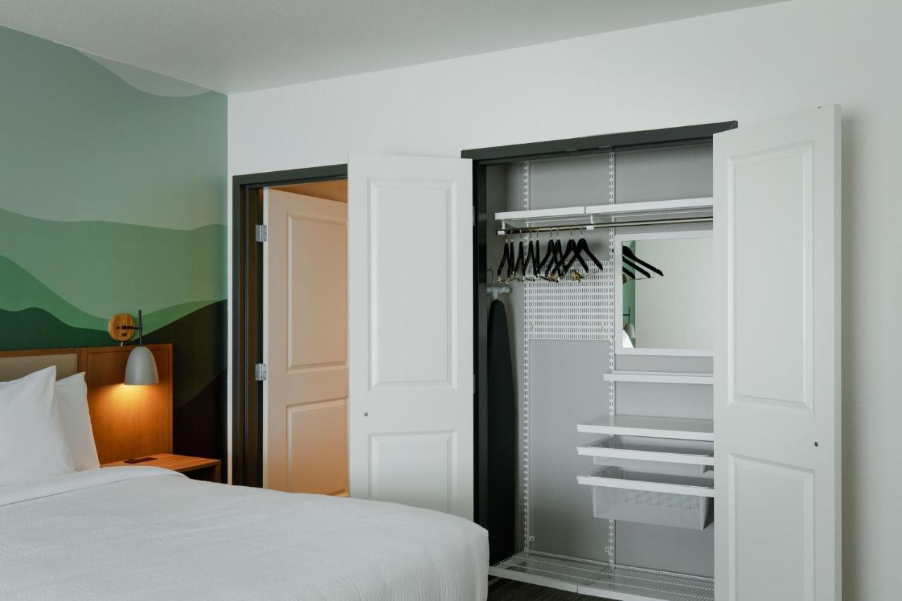 Towneplace Suites By Marriott Denver North Thornton Bagian luar foto