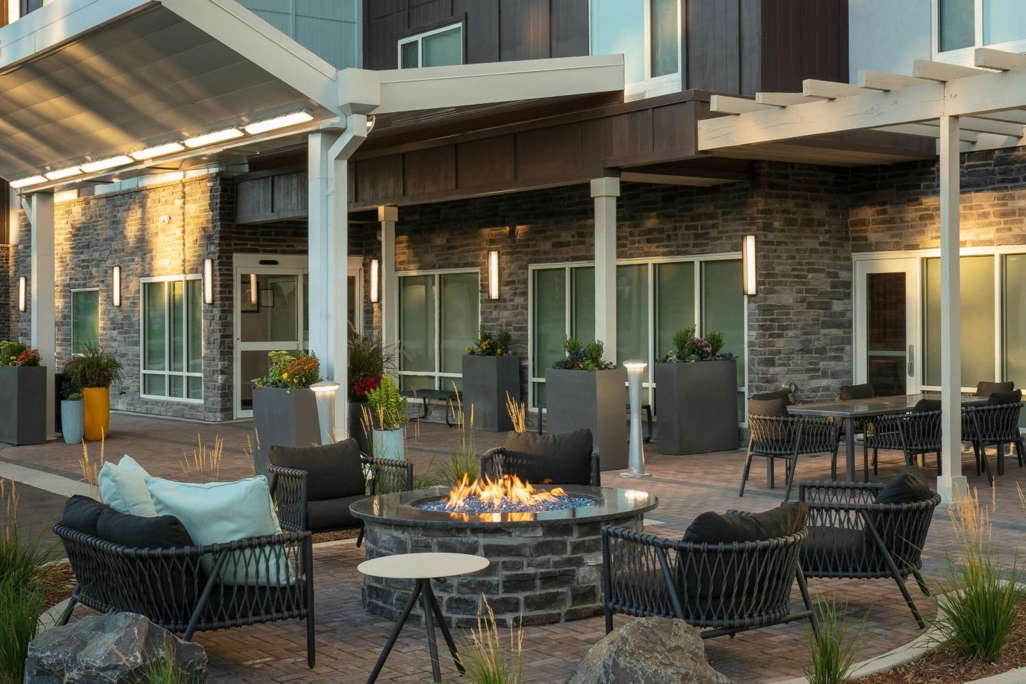 Towneplace Suites By Marriott Denver North Thornton Bagian luar foto